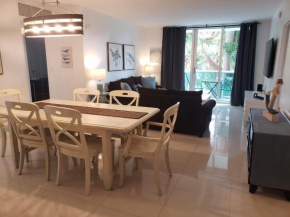 Stunning Beach Apartment by Miami Te Esperaa - HOLLYWOOD 3V